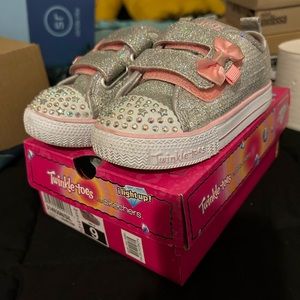 Twinkle Toes Girls toddler 9c (Still lights Up )Great Condition Clean